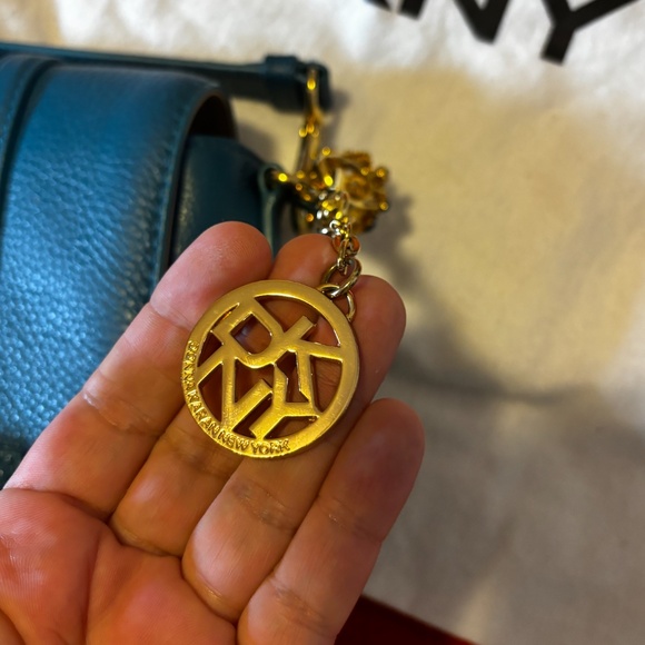 DKNY turquoise blue real leather structured shoulder crossbody bag EUC (as new) - Picture 4 of 15